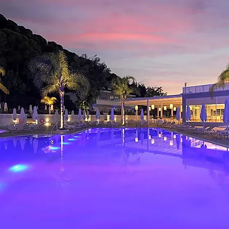 Oceanis Park Hotel